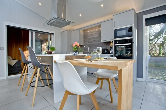 Nyland Lodge at Strawberryfield Park