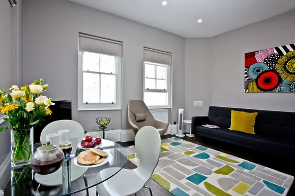 1 Elliot Terrace