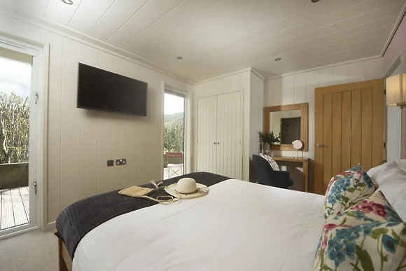 Cedar Lodge at Strawberryfield Park