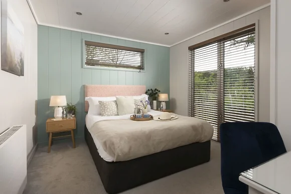 Blackbird Lodge at Strawberryfield Park