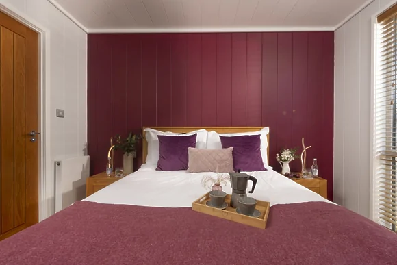 Diamond Lodge at Strawberryfield Park