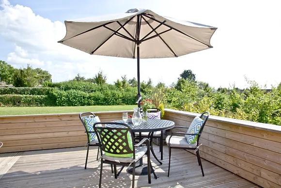 Perry Lodge at Strawberryfield Park