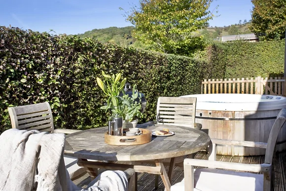 Whileaway Lodge at Strawberryfield Park