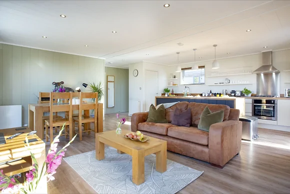 Whileaway Lodge at Strawberryfield Park