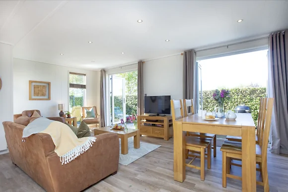 Whileaway Lodge at Strawberryfield Park