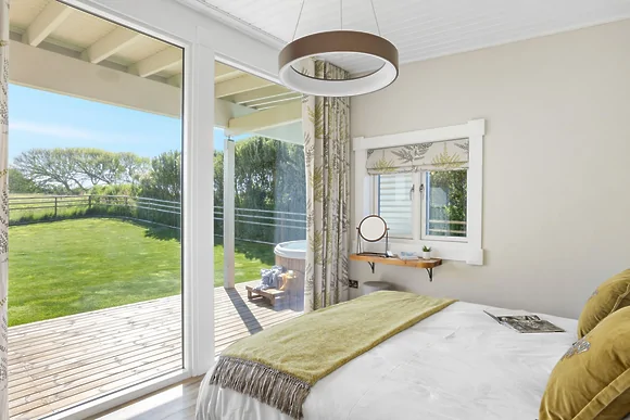 Thistledown at March End Lodges