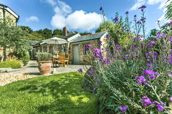 Old Pear Tree Barn