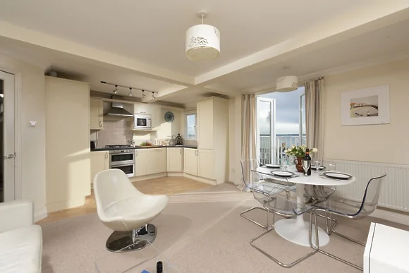 Waves Apartment