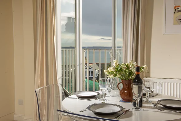 Waves Apartment