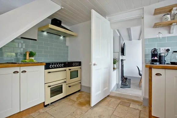 Birdcage Cottage