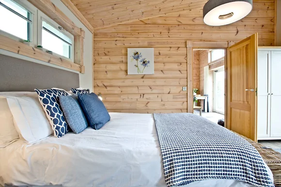 Swanpool at Great Field Lodges