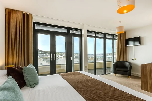 Riviera Apartments