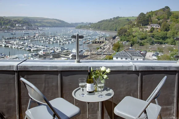 Waterview House