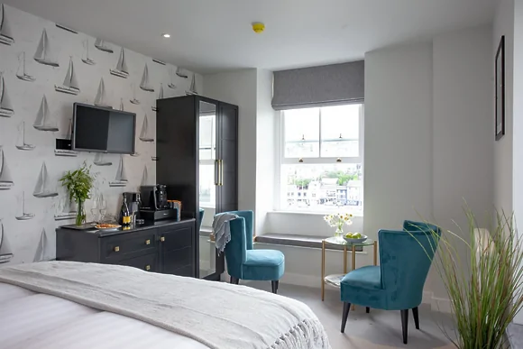 Maritime Suites