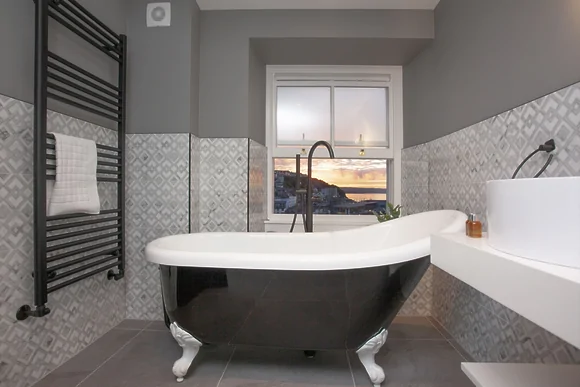 Maritime Suites