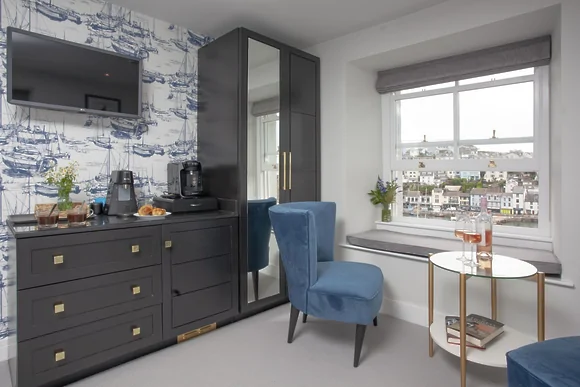 Maritime Suites