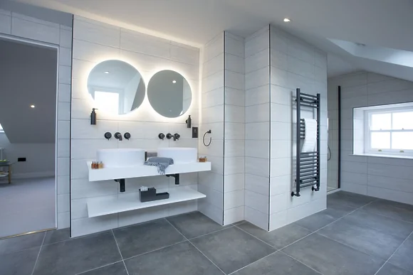 Maritime Suites