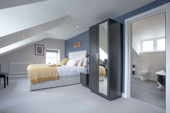 Maritime Suites