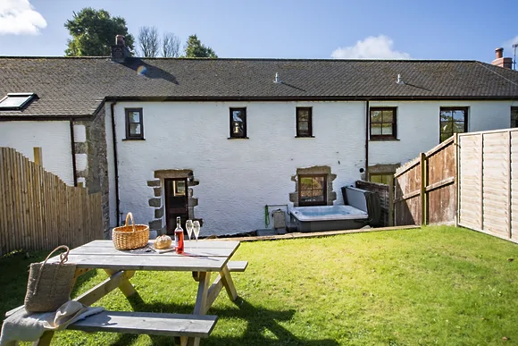 Aval Dor Barn at Croft Hooper