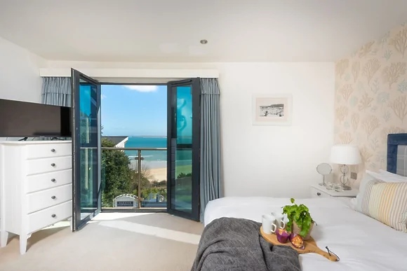 3 Porthminster Mews