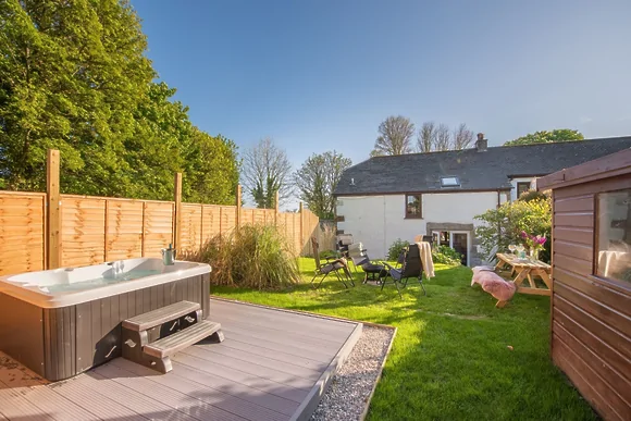 Rosenwyn Barn at Croft Hooper