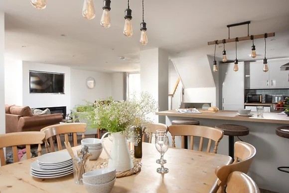 Rosenwyn Barn at Croft Hooper