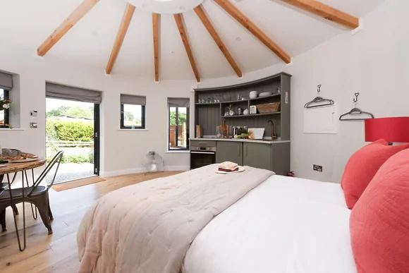 Flow Roundhouse at East Thorne