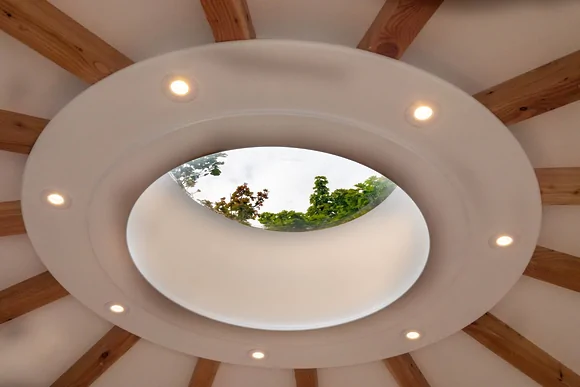 Neap Roundhouse at East Thorne