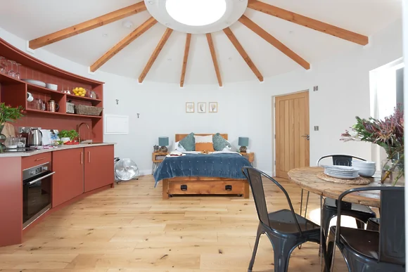 Spring Tide Roundhouse at East Thorne