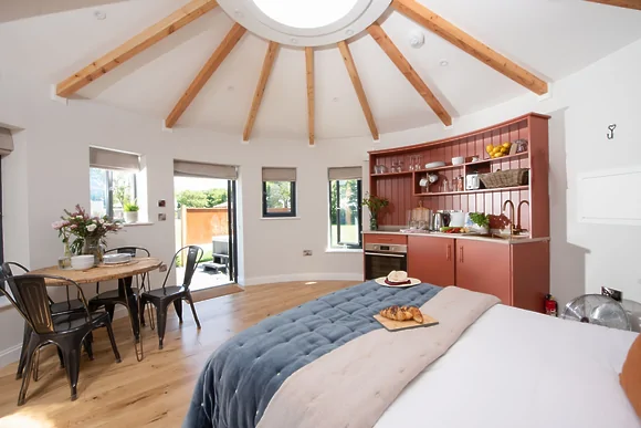 Spring Tide Roundhouse at East Thorne