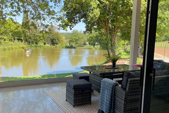 No.6 at South View Lodges