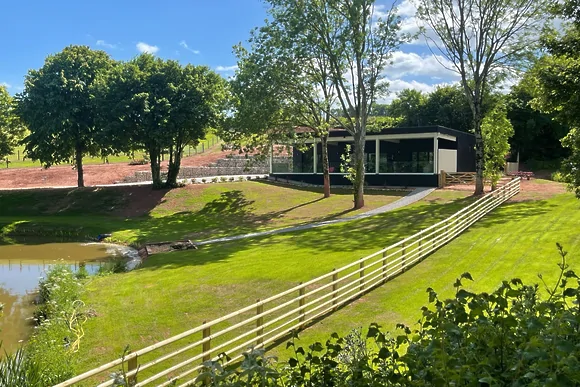 No.6 at South View Lodges