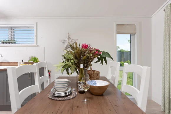 Periwinkle Lodge at 3 Roadford Lake Lodges