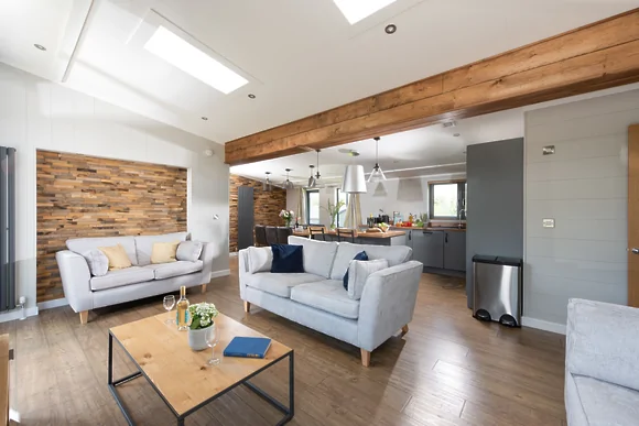 Primrose Lodge at 25 Roadford Lake Lodges