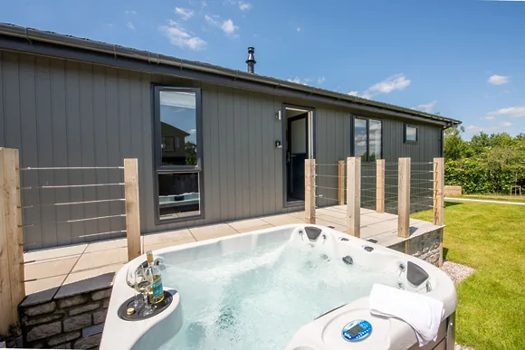 Buttercup Lodge at 33 Roadford Lake Lodges