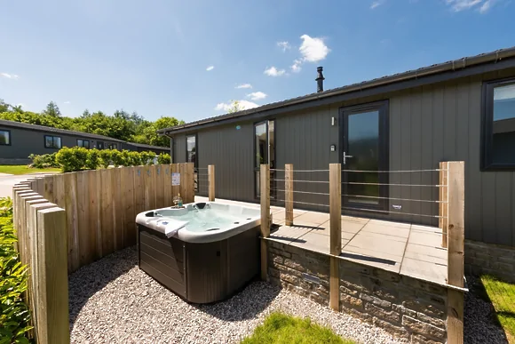 Buttercup Lodge at 33 Roadford Lake Lodges