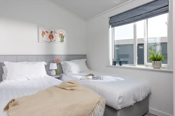 Buttercup Lodge at 33 Roadford Lake Lodges