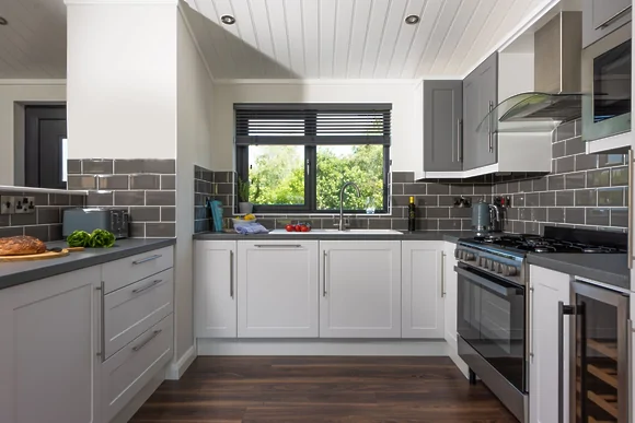 Juniper Lodge at 28 Roadford Lake Lodges