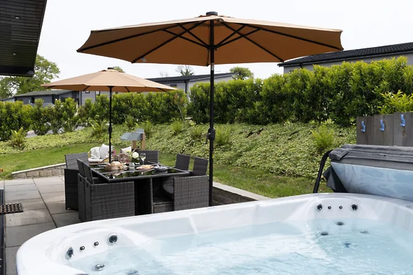 Iris Lodge at 18 Roadford Lake Lodges