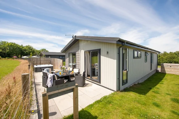 Forget Me Not Lodge at 4 Roadford Lake Lodges