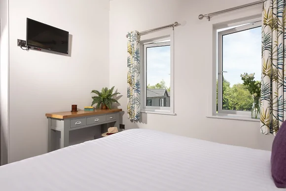 Forget Me Not Lodge at 4 Roadford Lake Lodges