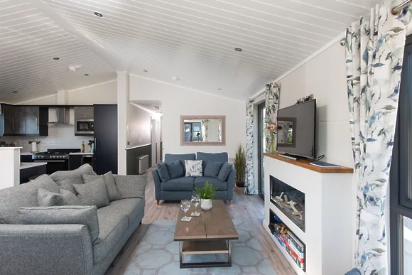 Honeysuckle Lodge at 2 Roadford Lake Lodges