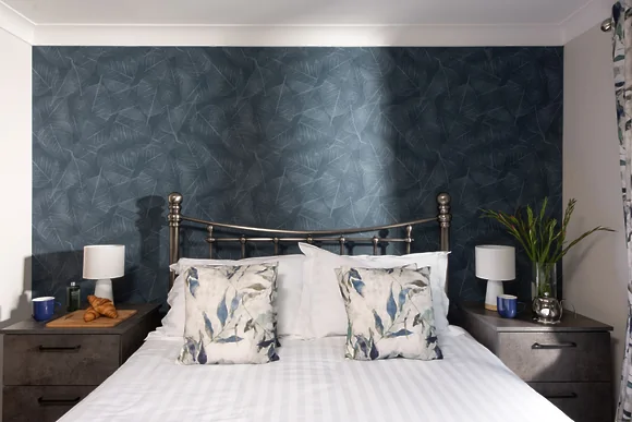 Honeysuckle Lodge at 2 Roadford Lake Lodges