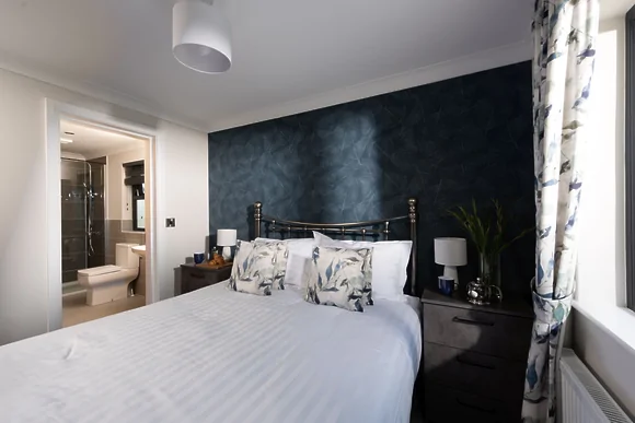 Honeysuckle Lodge at 2 Roadford Lake Lodges