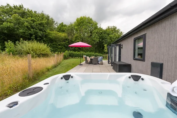 Blossom Lodge at 1 Roadford Lake Lodges