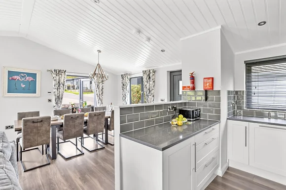 Foxglove Lodge at 31 Roadford Lake Lodges