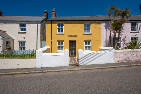 Eastleigh Cottage