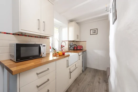 Eastleigh Cottage