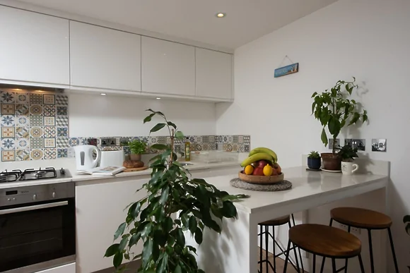 5 Ocean Gate