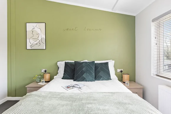 Rose Lodge at 21 Roadford Lake Lodges